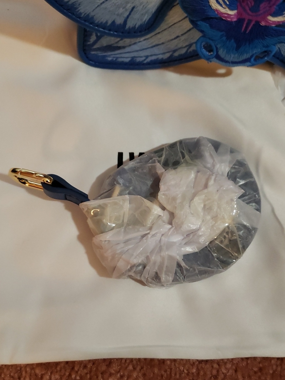 Blue Orchid Purse. JW PEI Flora Orchid Shaped Top Handle Bag - Picture 9 of 12